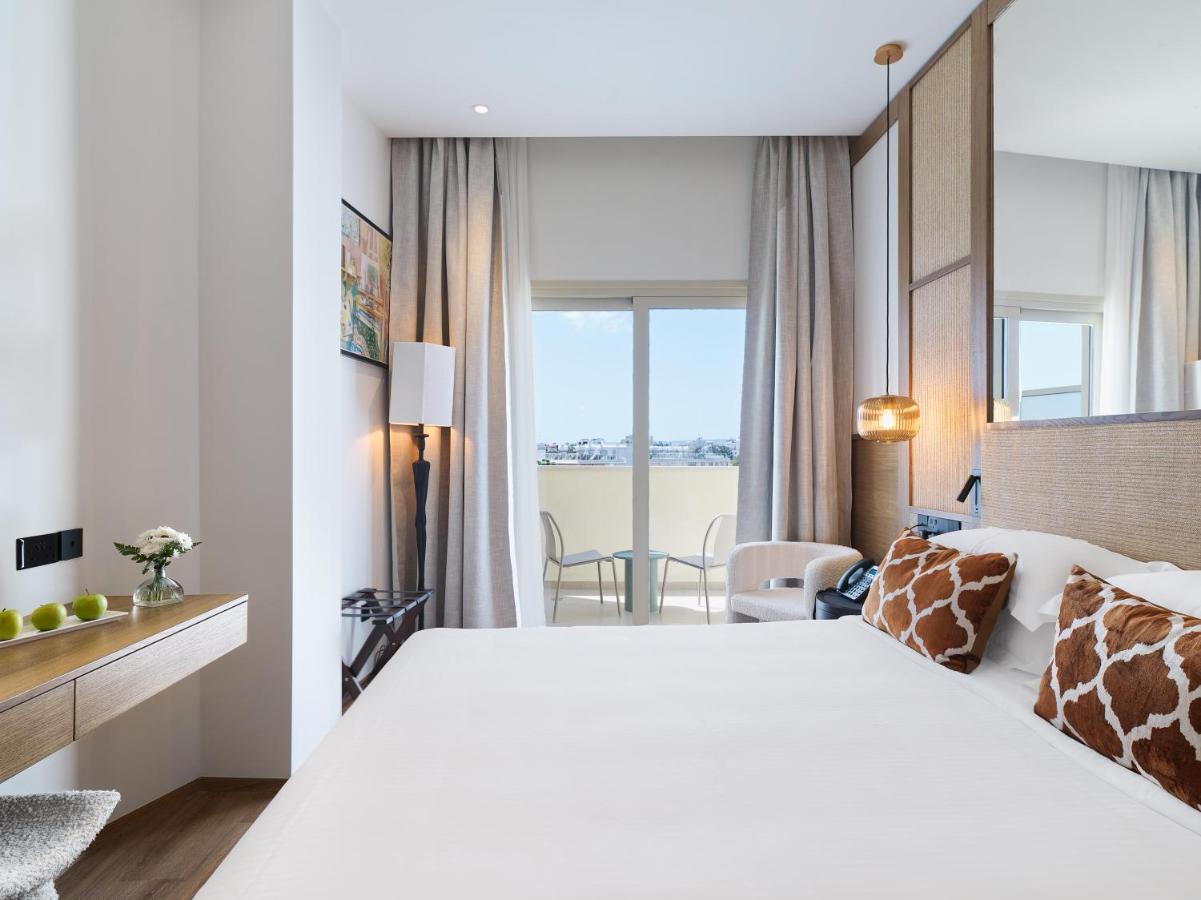 Leonardo Boutique Hotel Larnaca Værelse billede
